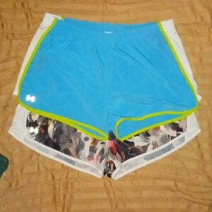 Set of 2 Pair Under Armor szXL Shorts